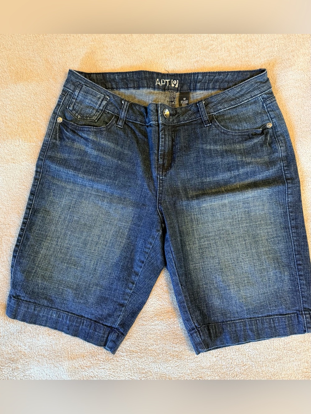 Apt. 9 Dark Wash Denim Bermuda Shorts | Size 12 | Stretch Cuffed
